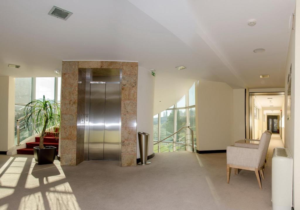 City Hotel Podgorica Ngoại thất bức ảnh
